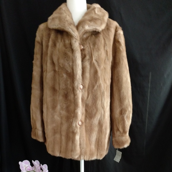 Dubrowsky & Perlbinder Jackets & Blazers - NWT Gorgeous Faux Mink Fur Jacket